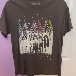 Deff Leppard graphic tee